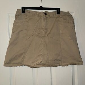 WOMENS SIZE 12 KAHKI MINI SKORT